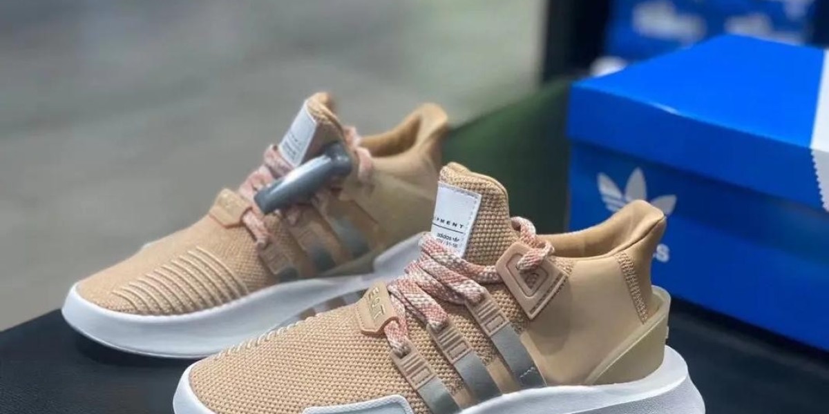 重塑經典：adidas EQT系列的時尚與功能完美結合